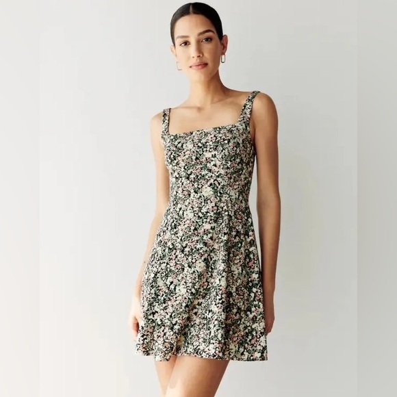 Abercrombie & Fitch Dresses & Skirts - Abercrombie & Fitch Square Neck Floral Mini Dress Small